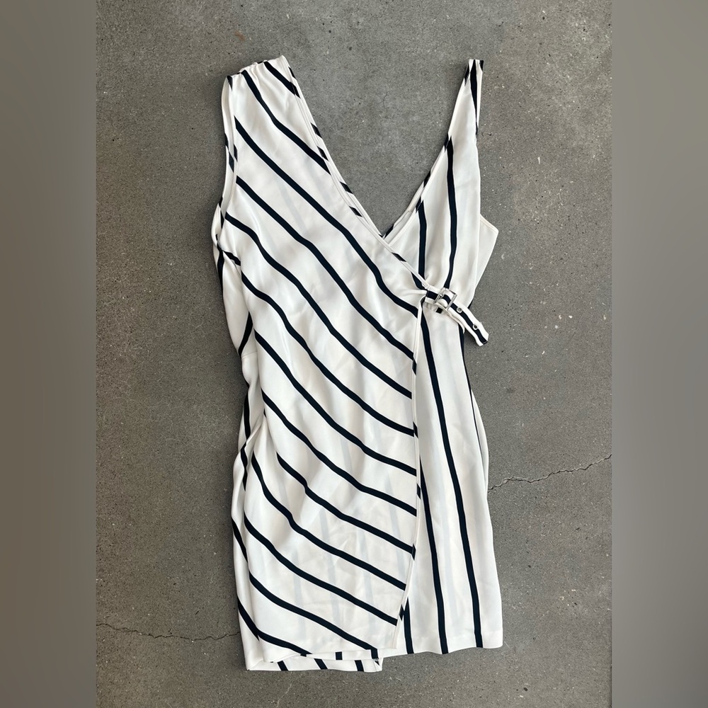 NWT Madison Marcus Infinite Silk Mini Dress
